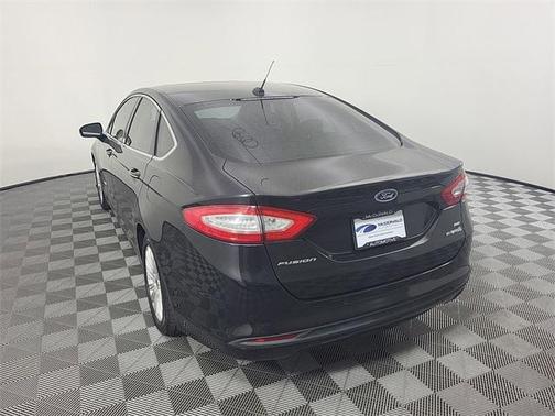 2015 Ford Fusion Hybrid SE