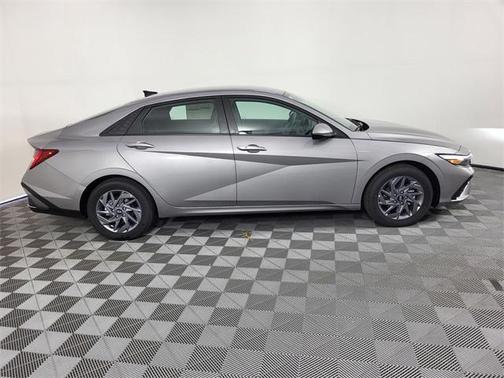 2025 Hyundai ELANTRA HEV Blue