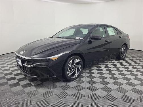 2025 Hyundai ELANTRA HEV SEL Sport