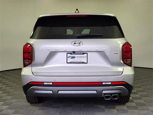2025 Hyundai PALISADE SE