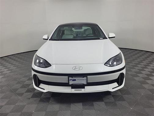 2025 Hyundai IONIQ 6 Limited