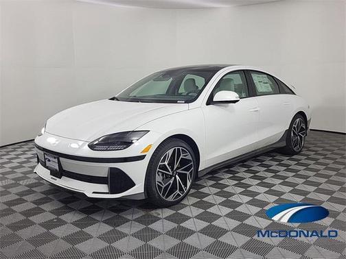 2025 Hyundai IONIQ 6 Limited