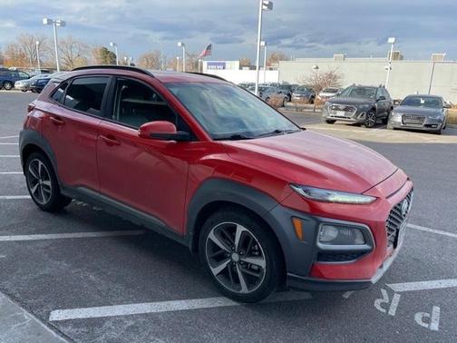 Photo 2 of 4 of 2019 Hyundai Kona Ultimate