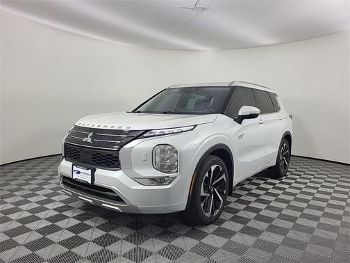 2023 Mitsubishi Outlander PHEV SEL