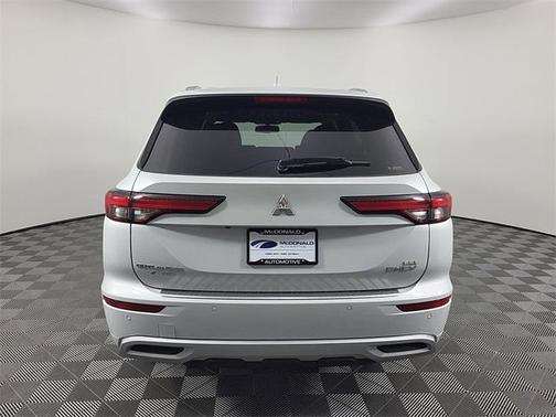 2023 Mitsubishi Outlander PHEV SEL