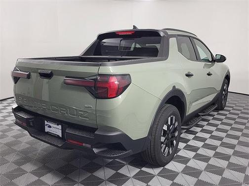 2025 Hyundai SANTA CRUZ SEL Activity