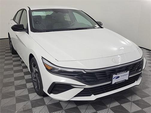 2025 Hyundai ELANTRA HEV SEL Sport