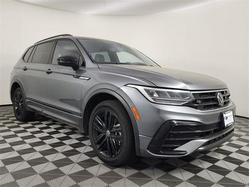 2022 Volkswagen Tiguan 2.0T SE R-Line Black