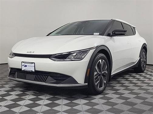 2024 Kia EV6 Light
