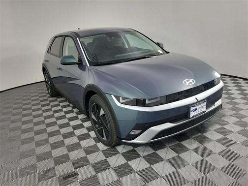 2025 Hyundai IONIQ 5 SE