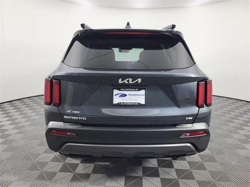 2023 Kia Sorento X-Line EX
