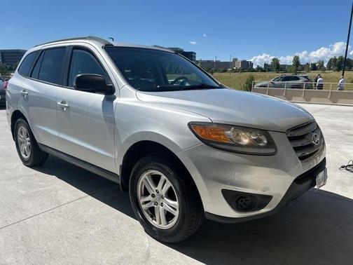 2012 Hyundai SANTA FE GLS