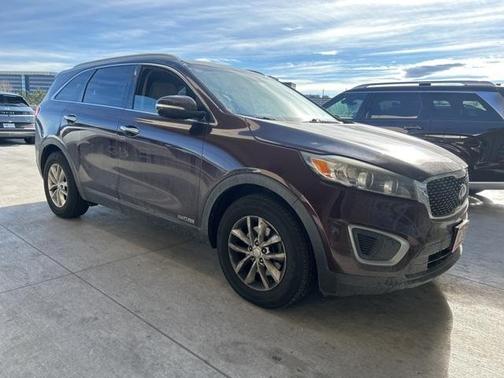 2016 Kia Sorento LX