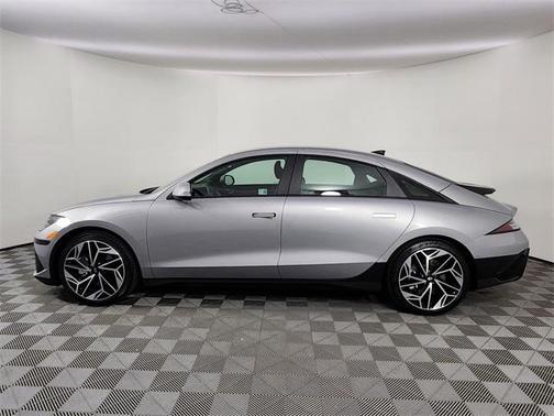2025 Hyundai IONIQ 6 SEL