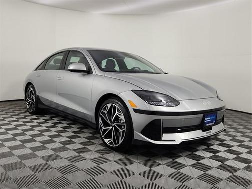 2025 Hyundai IONIQ 6 SEL