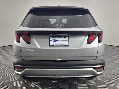 2026 Hyundai TUCSON Hybrid SEL