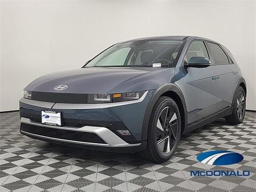 2025 Hyundai IONIQ 5 SE