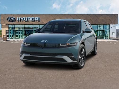 2025 Hyundai IONIQ 5 SE