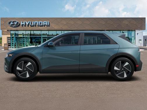 2025 Hyundai IONIQ 5 SE