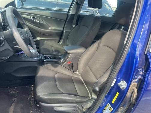 2019 Hyundai Elantra GT Base