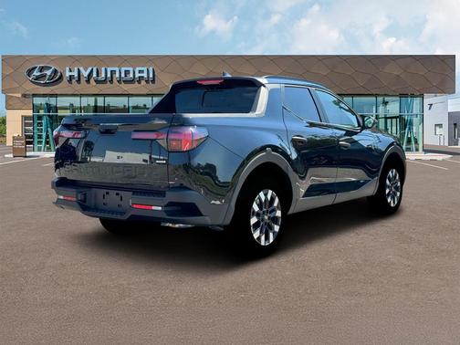 2025 Hyundai SANTA CRUZ SEL Activity