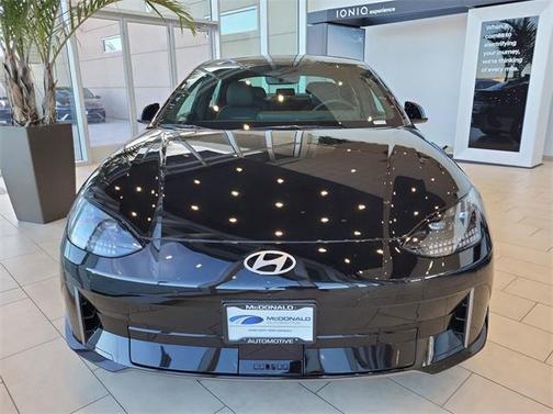 2025 Hyundai IONIQ 6 Limited