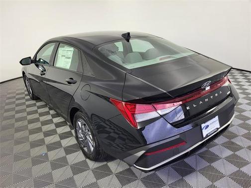 2025 Hyundai ELANTRA HEV Blue