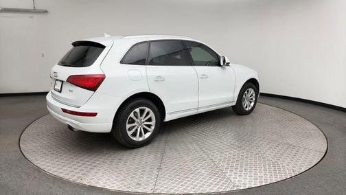 Ibis White 2015 Audi Q5 2.0T Premium Plus