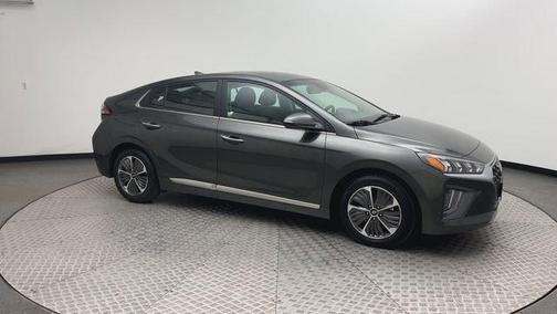 2022 Hyundai IONIQ Plug-In Hybrid Limited