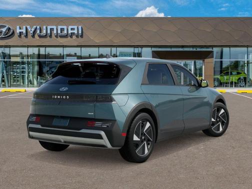 2025 Hyundai IONIQ 5 SE