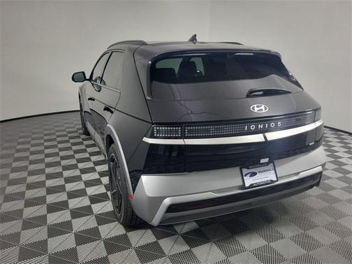2025 Hyundai IONIQ 5 Limited