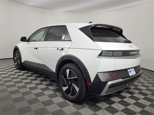 2026 Hyundai IONIQ 5 SE