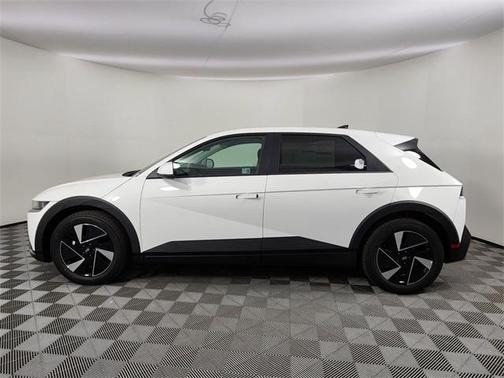 2026 Hyundai IONIQ 5 SE