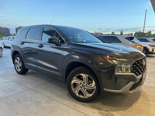2022 Hyundai SANTA FE SE
