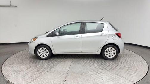 Classic Silver Metallic 2015 Toyota Yaris L