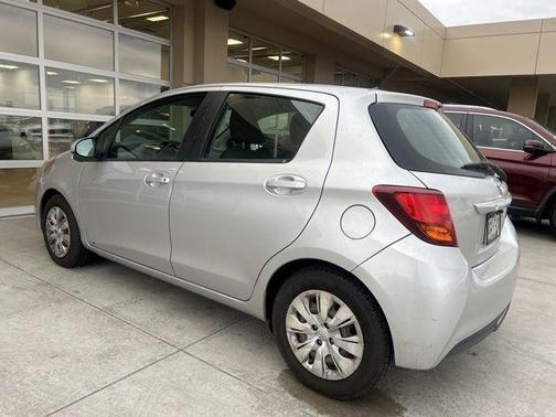 2015 Toyota Yaris L
