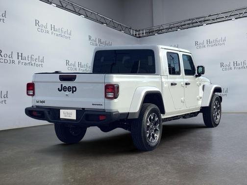 2026 Jeep Gladiator Sahara 4x4