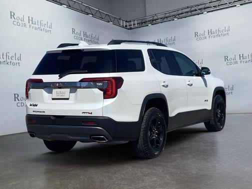 White Frost Tricoat 2021 GMC Acadia AWD AT4