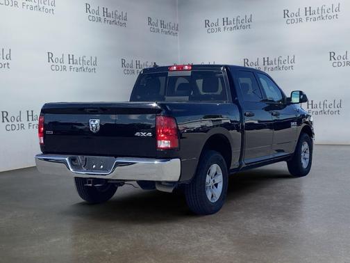 Diamond Black 2023 RAM 1500 Classic SLT