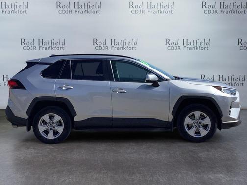 Silver Sky Metallic 2020 Toyota RAV4 XLE