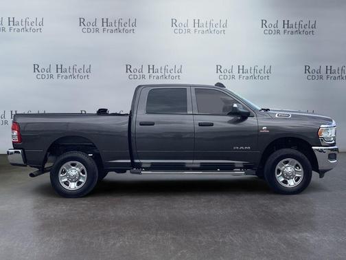 Granite Crystal Metallic Clearcoat 2020 RAM 2500 Tradesman Crew Cab 4x4 6'4' Box