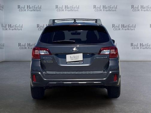 Gray Metallic 2018 Subaru Outback 2.5i Limited