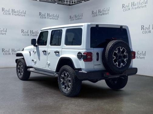 2025 Jeep Wrangler 4-Door Sahara 4x4