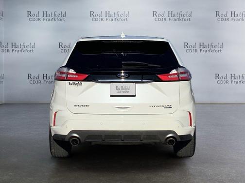 Star White Metallic Tri-Coat 2020 Ford Edge Titanium
