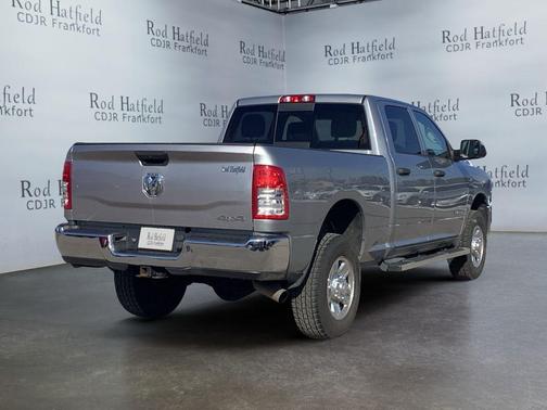 2019 RAM 2500 Tradesman Crew Cab 4x4 6'4' Box