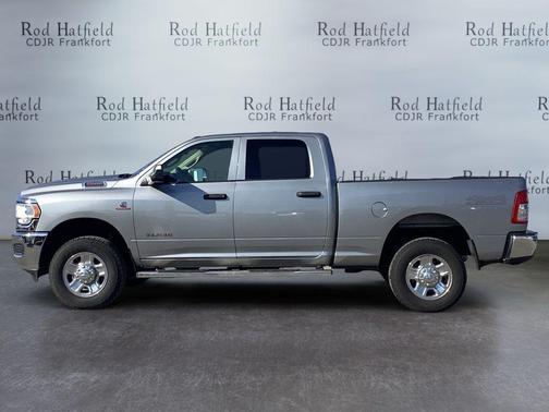 2019 RAM 2500 Tradesman Crew Cab 4x4 6'4' Box
