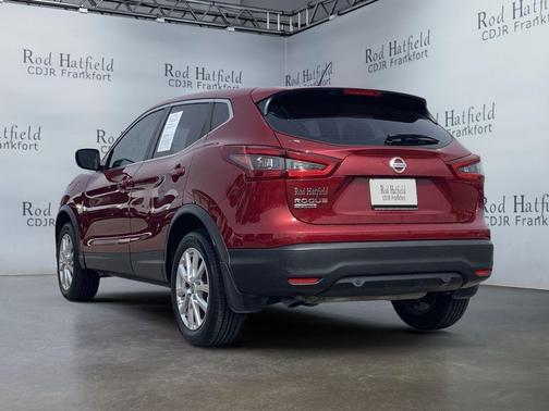 Pearl Metallic 2022 Nissan Rogue Sport S