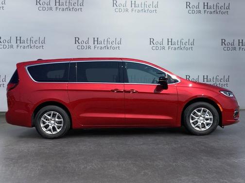 2026 Chrysler Pacifica L