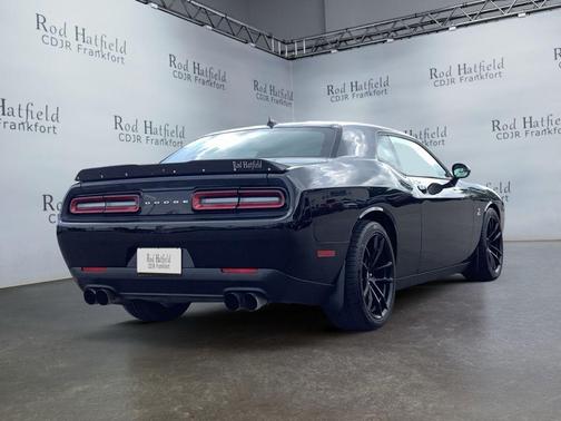 Pitch Black Clearcoat 2022 Dodge Challenger R/T Scat Pack