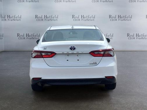 White 2022 Toyota Camry LE